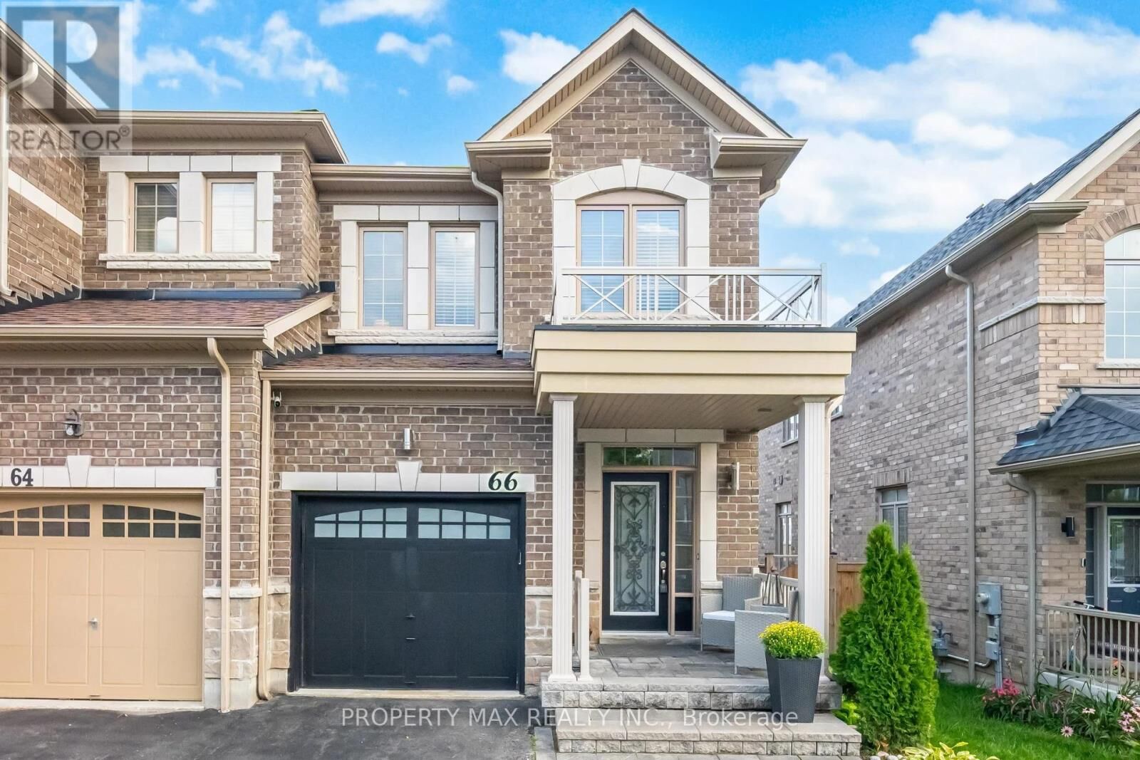 Property Photo:  66 Rimrock Crescent  ON L1N 0E5 