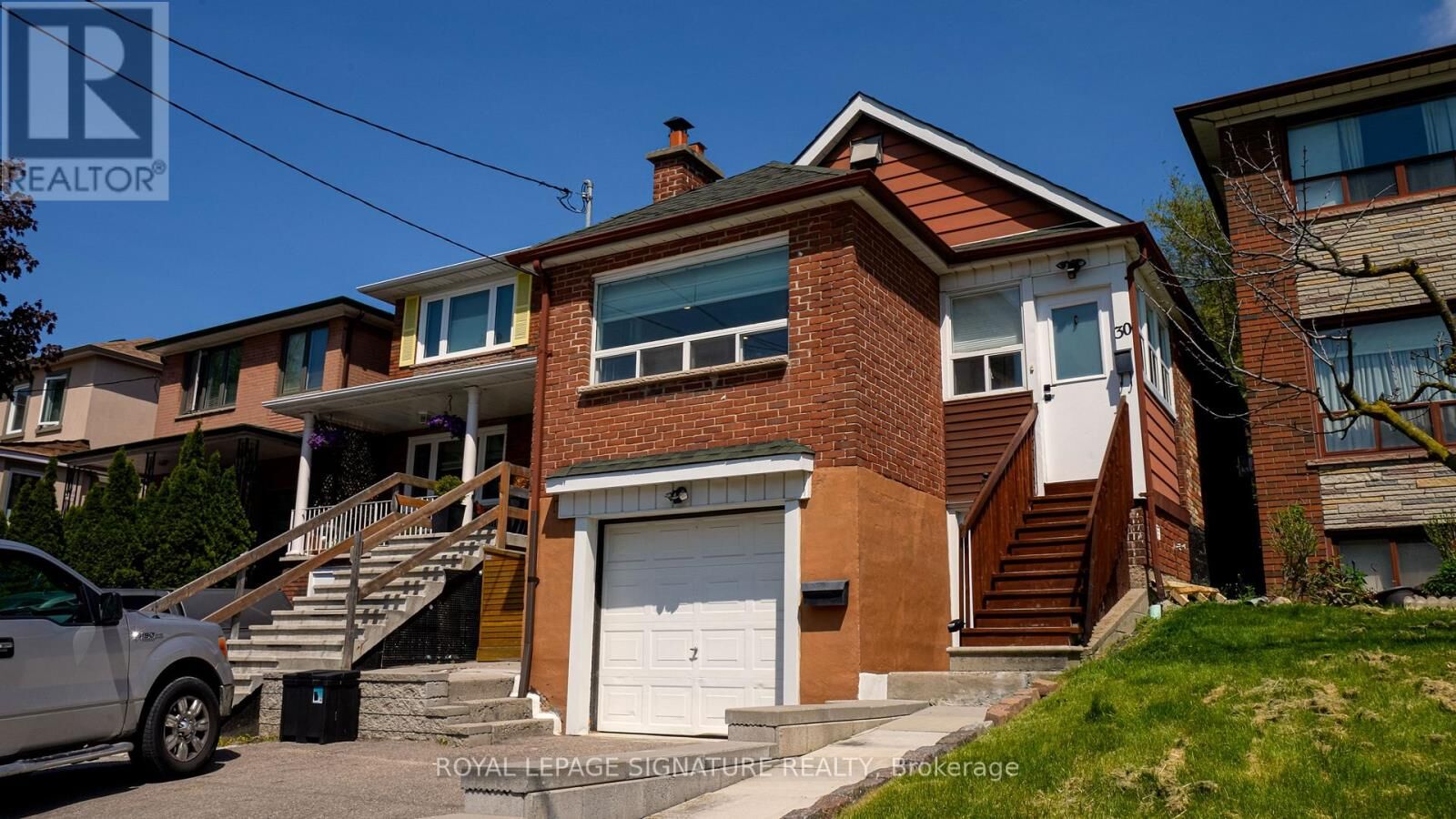 Property Photo:  30 Preston Road Main  ON M6E 1Y7 
