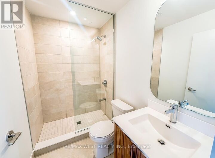 Property Photo:  15 Richardson Street 502  ON M5A 0Y5 