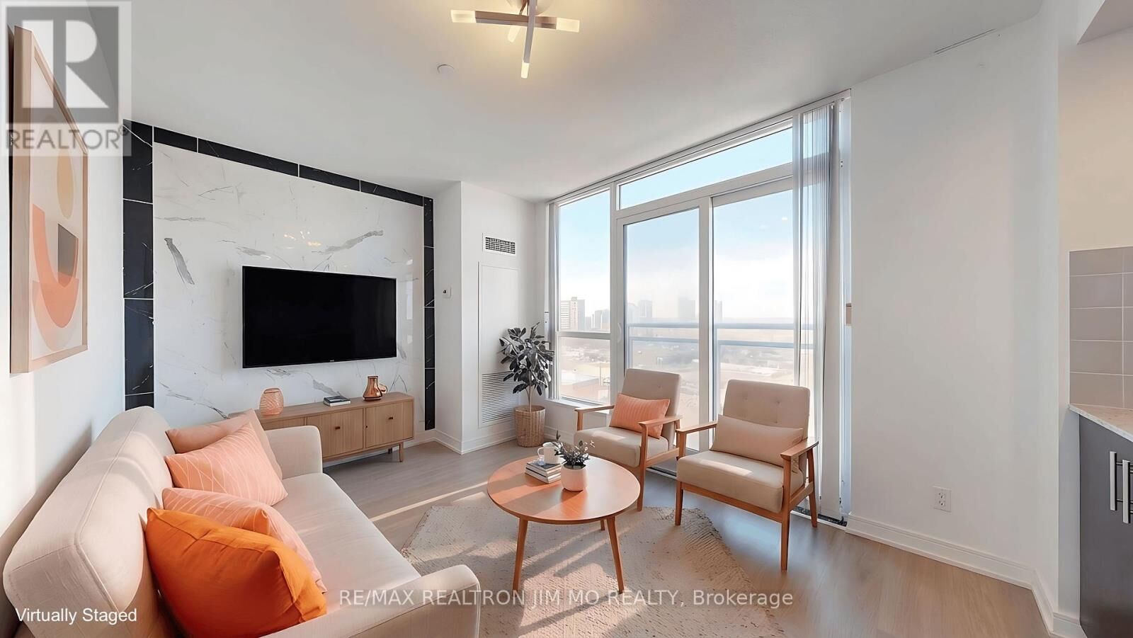 Property Photo:  255 Village Green Square 808  ON M1S 0L7 