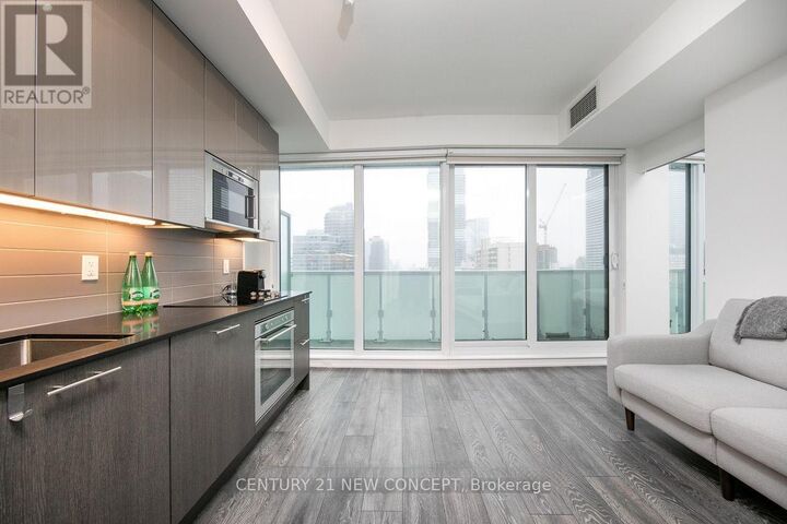 Property Photo: 403 Church Street 2504 ON M4Y 0C9