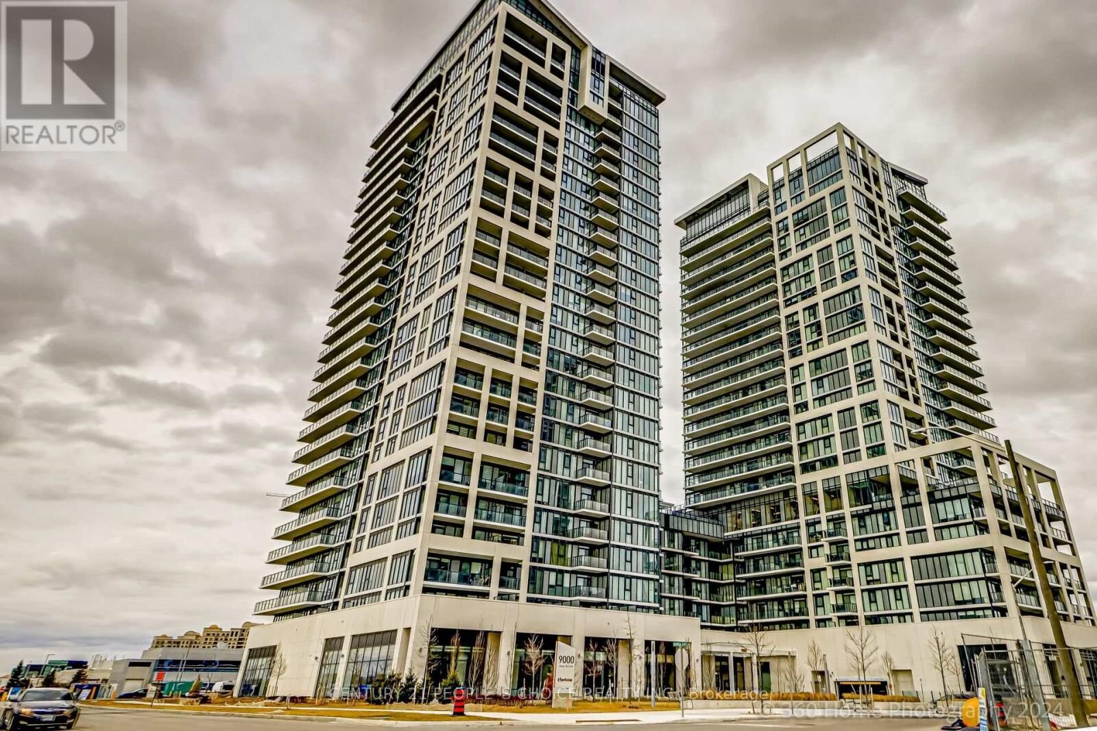 Property Photo: 9000 Jane Street 2102 ON L4K 0M6