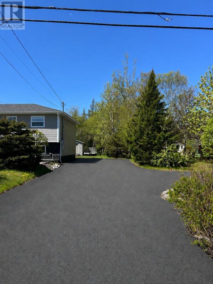 Photo de la propriété: 33 Garden Road NL A1X 6N8