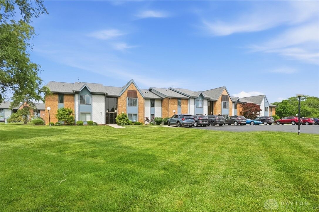 Property Photo:  1949 Washington South Drive  OH 45458 