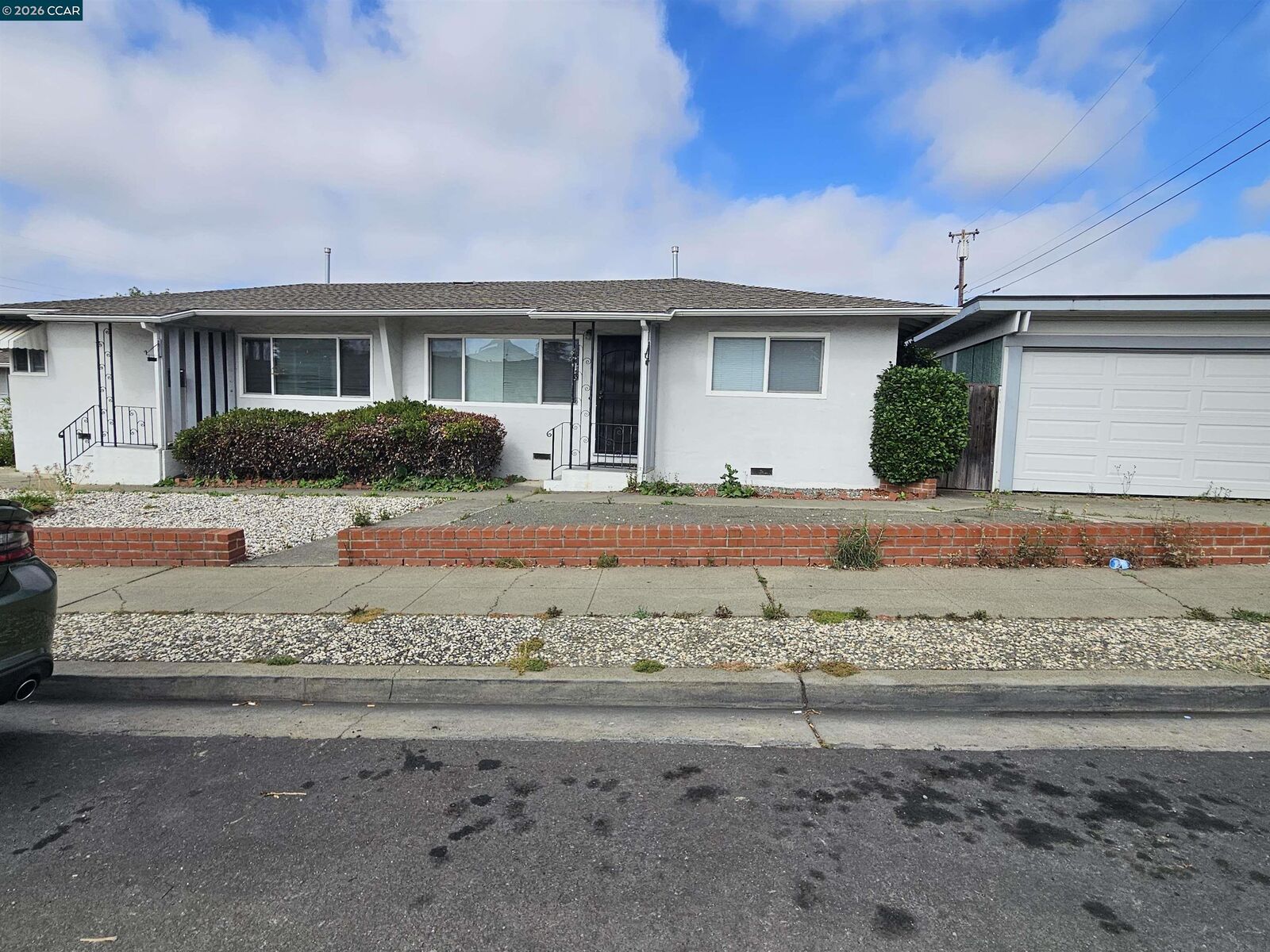 Property Photo:  2664-2666 Renton Way  CA 94546 