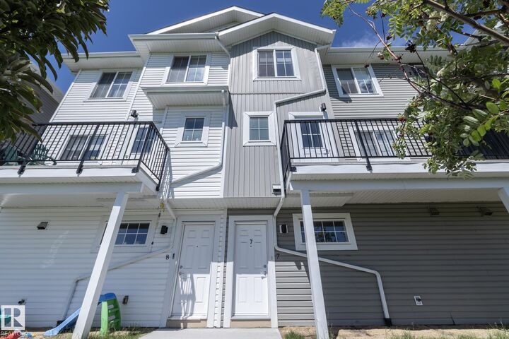 2610 Maple Way NW — photo 1