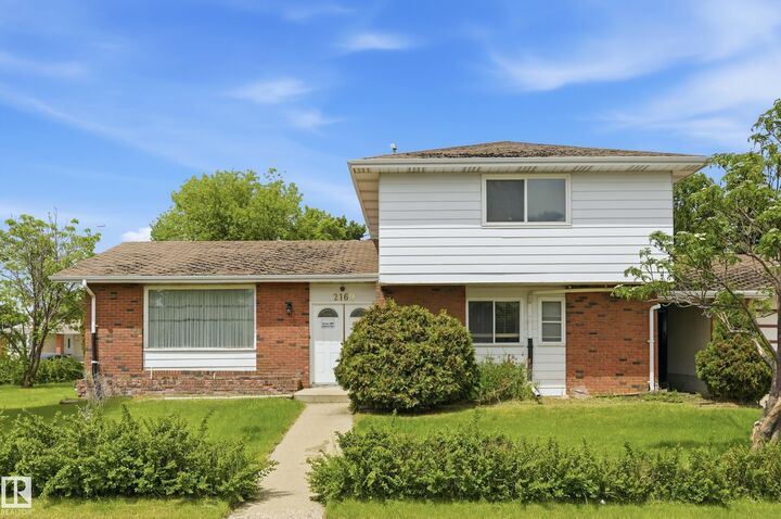 Property Photo:  2169 78 Street NW  AB T6K 2E4 