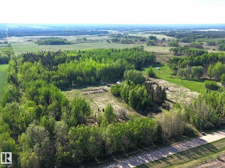 Photo de la propriété:  55120 Rrd 92  AB T0E 2M0 