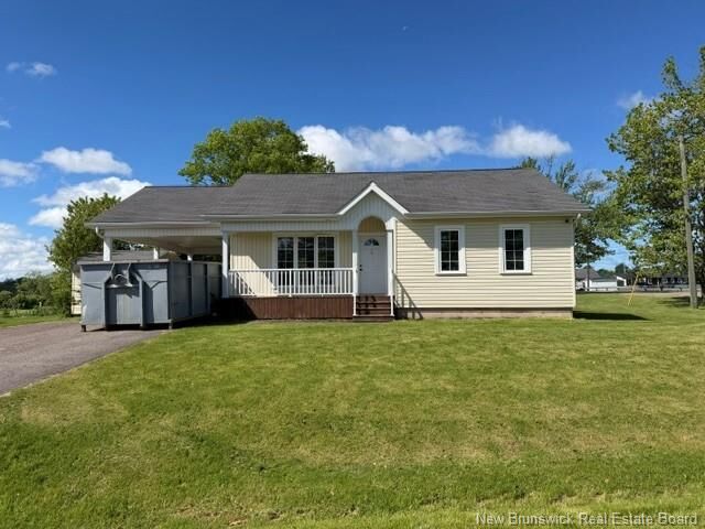 Property Photo:  1 Woodland Avenue  NB E4Z 4X4 