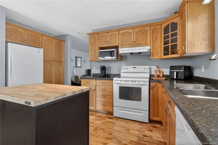 Property Photo:  53 Martindale  NB E1G 2J3 