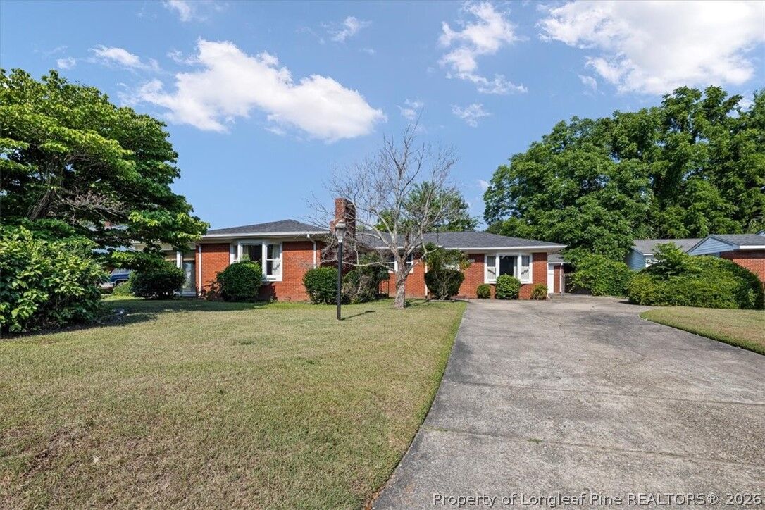 Property Photo:  113 Star Hill Avenue  NC 28303 