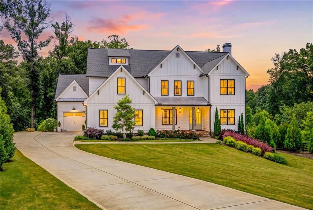 Property Photo: 15775 Bon Endriot Drive GA 30004