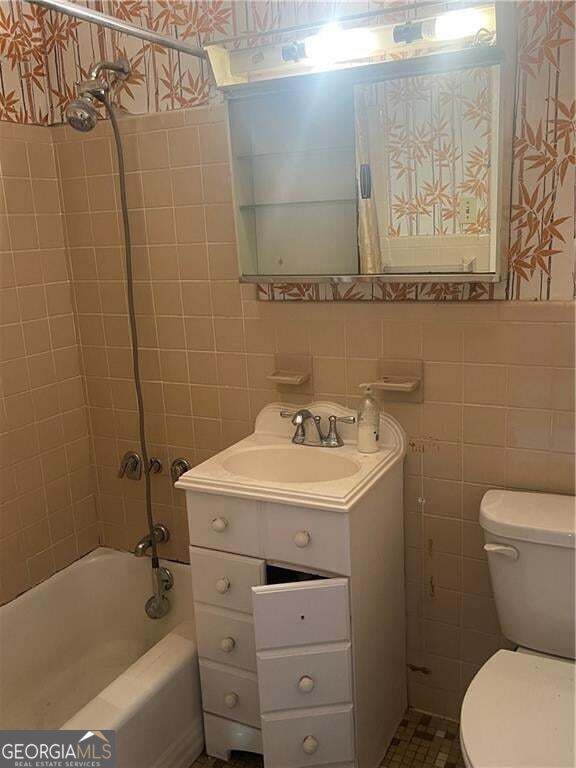 Property Photo:  215 Piedmont Avenue NE 1906  GA 30308 