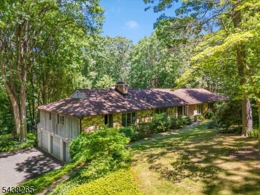 Property Photo:  6 Green Hills Rd  NJ 07945 
