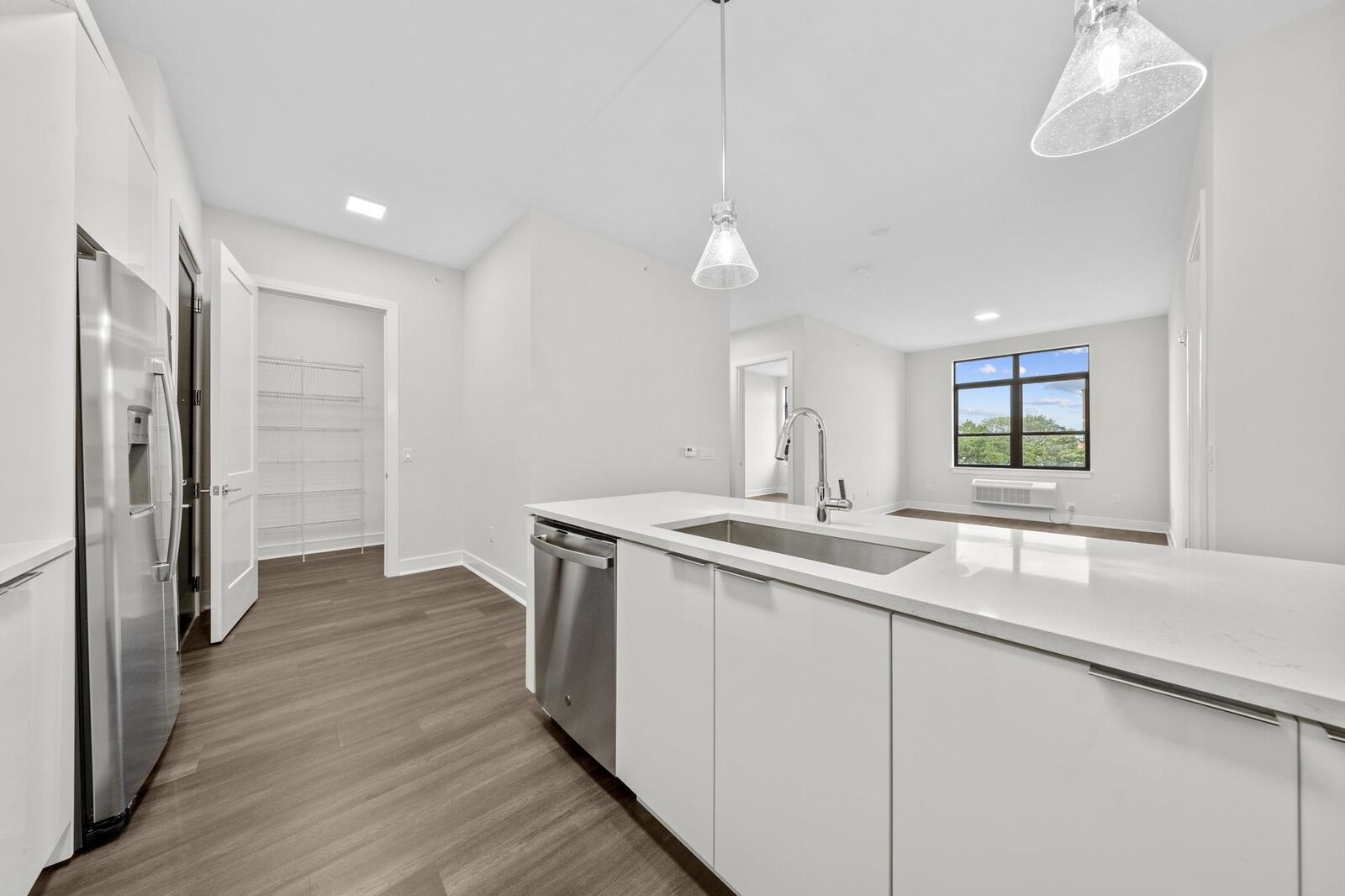 Property Photo:  121 34th St 518  NJ 07087-5902 