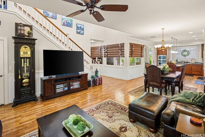Property Photo:  91-1208 Kuanoo Street  HI 96706 