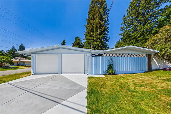 Property Photo: 102 Acacia Drive CA 95525