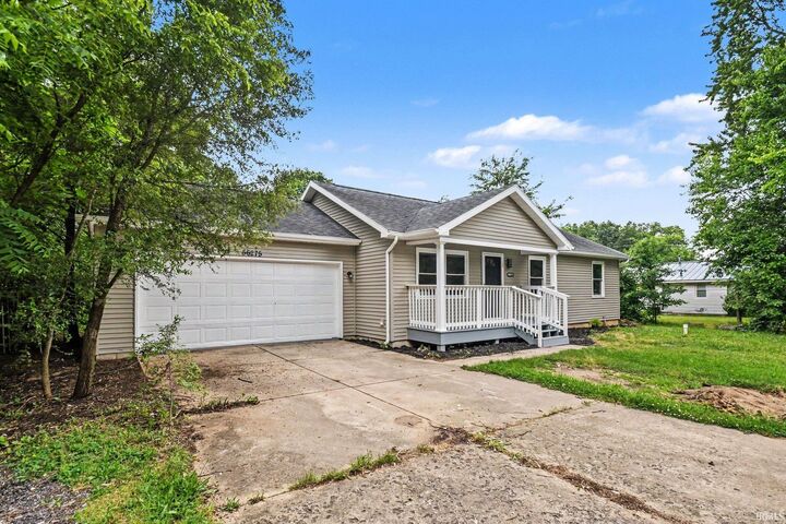 Property Photo:  56275 Ellen Avenue  IN 46545-7318 