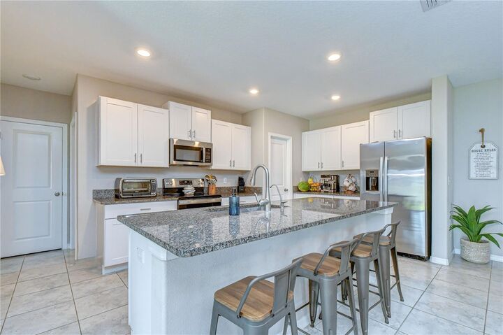 Property Photo:  17917 Cloudless Bliss Drive  FL 33558 