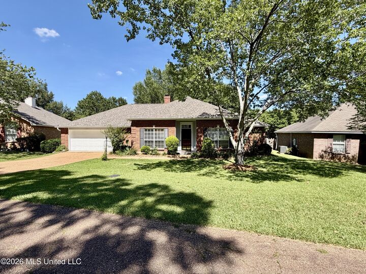 Property Photo:  8 Parkview Road  MS 39056 