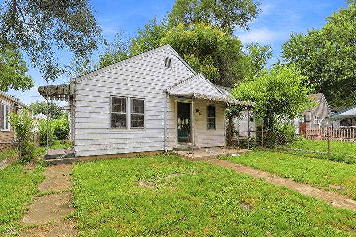 Property Photo: 270 S Dearborn Street IN 46201