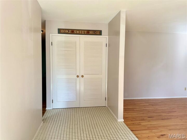Property Photo: 1364 Kingsford Drive MO 63031