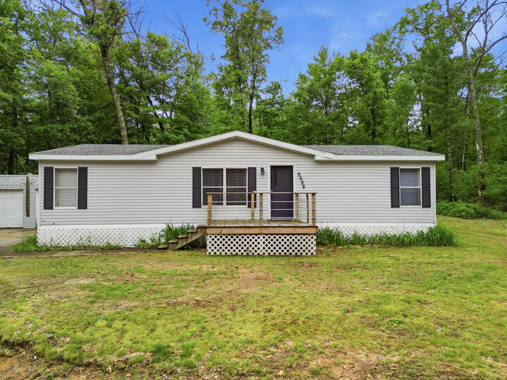 Property Photo:  9988 N West County Line Road  MI 49337 