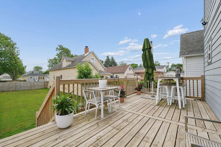 Property Photo: 13342 S Avenue N IL 60633