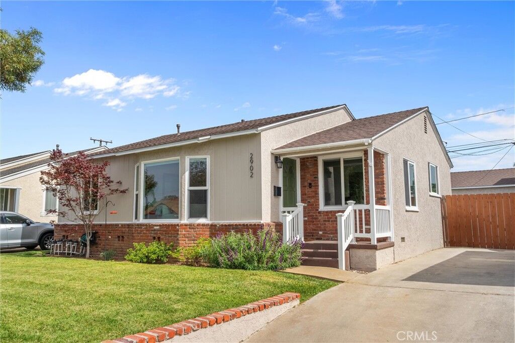 Property Photo:  2902 Loomis  CA 90712 