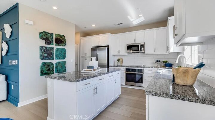 Property Photo:  1350 Thunderbolt Lane  CA 92376 