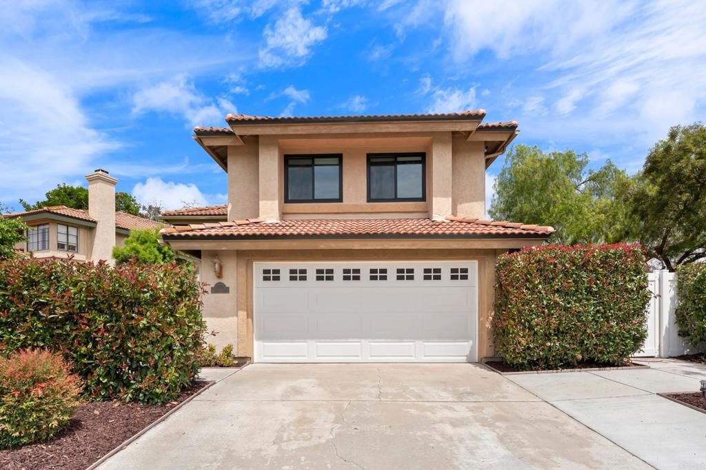 Property Photo:  3555 Simsbury Ct  CA 92010 
