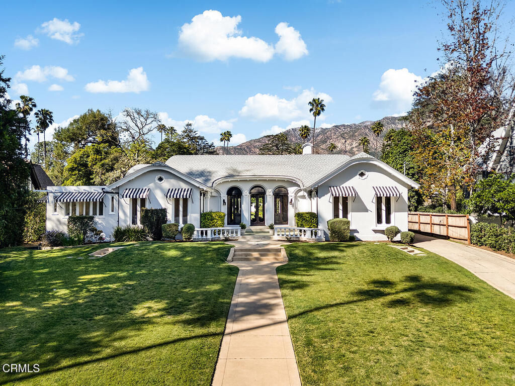 Property Photo: 1275 New York Drive CA 91001