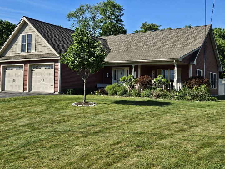 Property Photo:  8 Chickadee Lane  ME 04444 