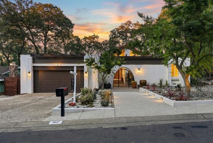 Property Photo:  2827 Stephens Lane  CA 95762 