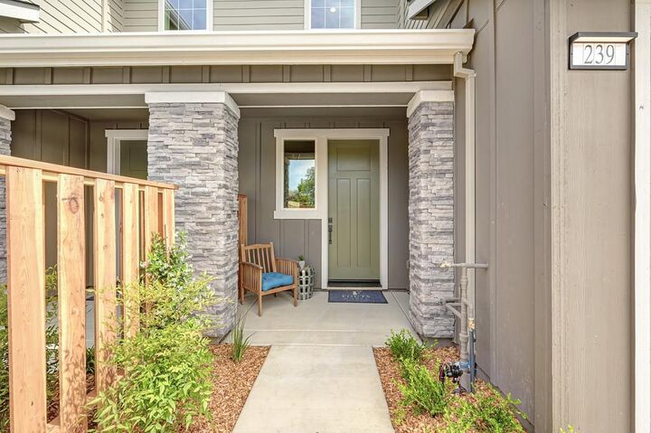 Property Photo: 239 Chico Place CA 95616