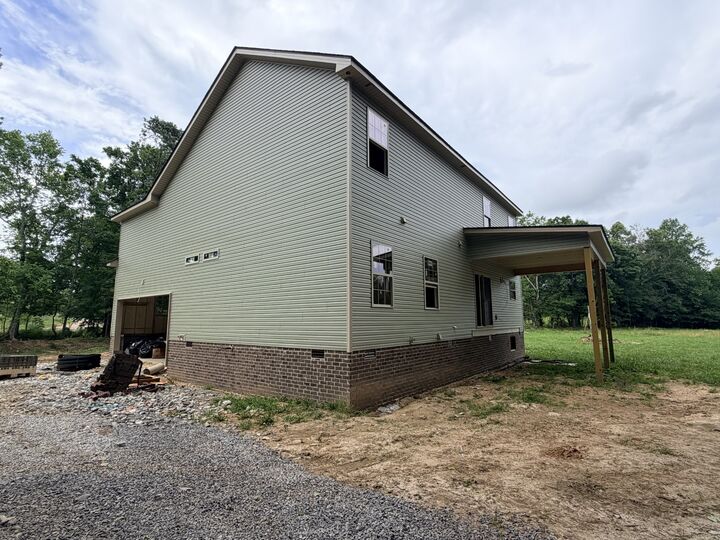 Property Photo: 1066 Indian Creek Rd TN 37051