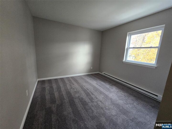 Property Photo:  274 Park Street 7  NJ 07601 
