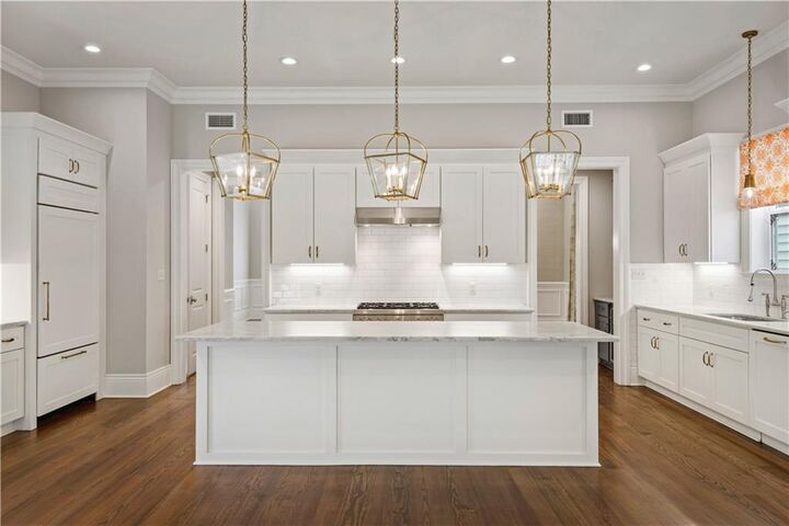 Property Photo: 921 Dufossat Street LA 70115