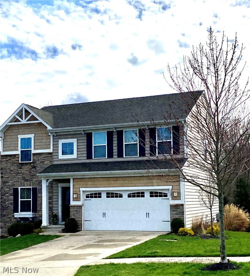 Property Photo:  5001 Hidden Hollow Court  OH 44264 