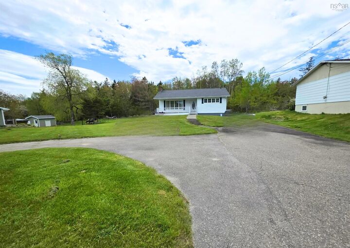 61 Braemar Drive — photo 1
