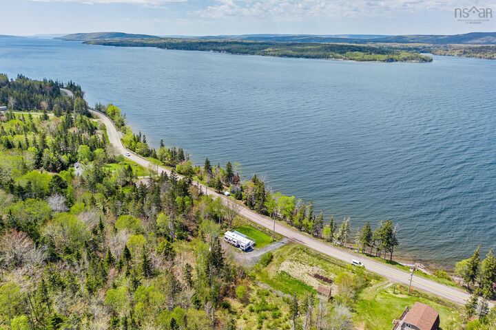 Property Photo: 9286 Kempt Head Road NS B1X 1P5