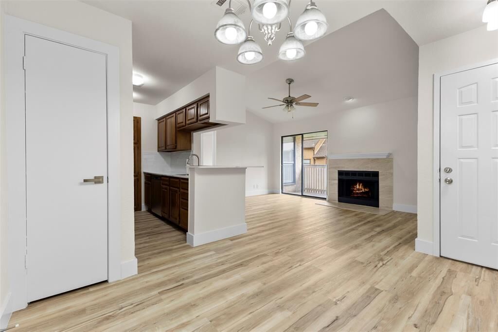 Property Photo: 1204 Harwell Drive 2126 TX 76011