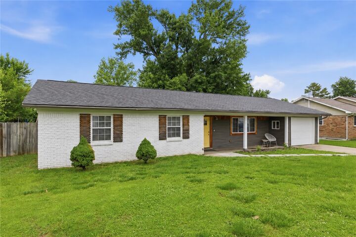 Property Photo: 703 NW J Street AR 72712