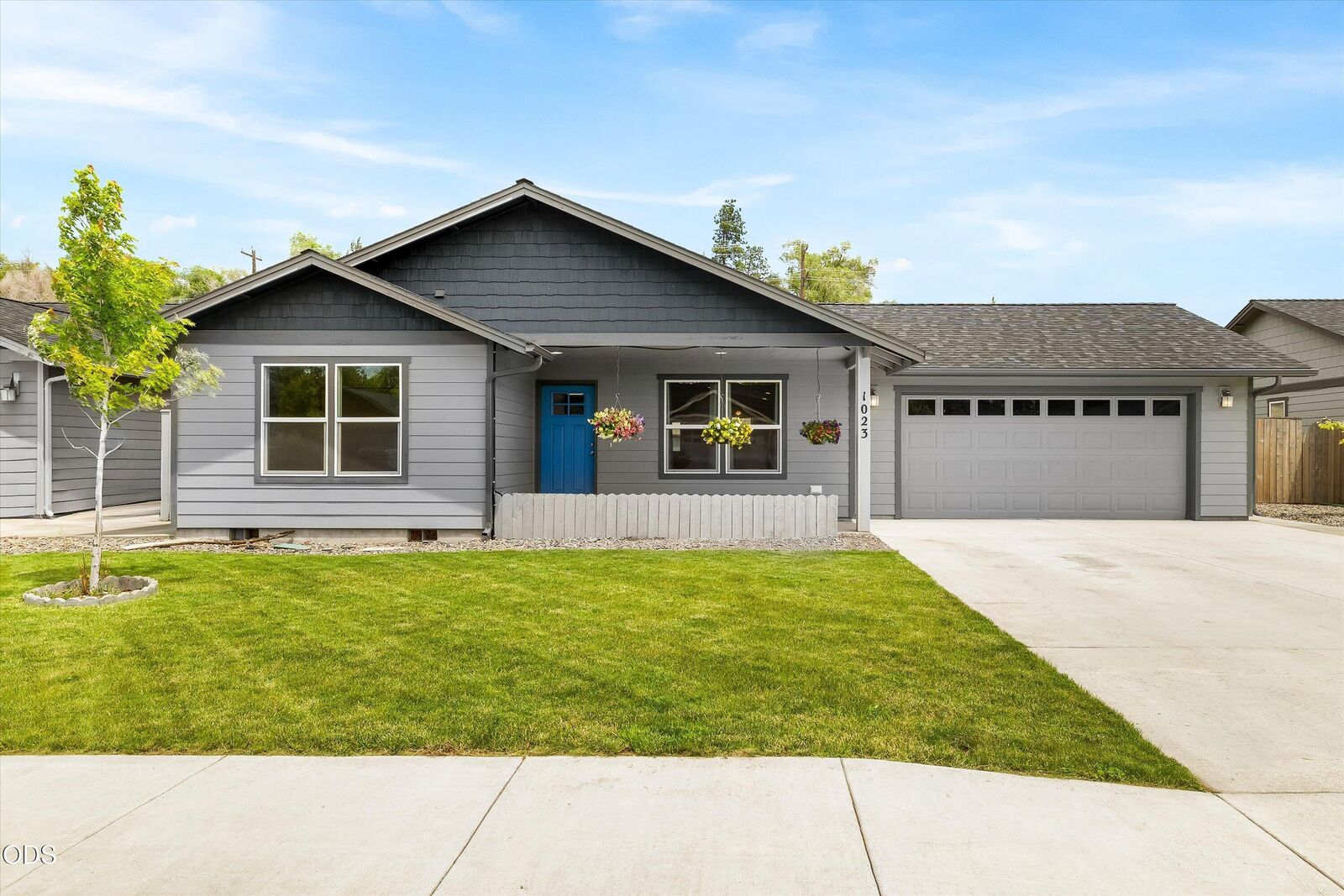 Property Photo: 1023 NE Crista Court OR 97754