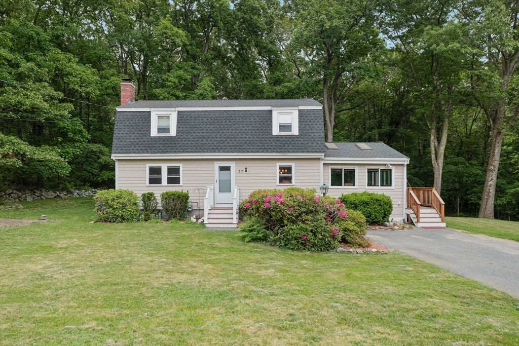 Property Photo: 27 Searle Street MA 01833