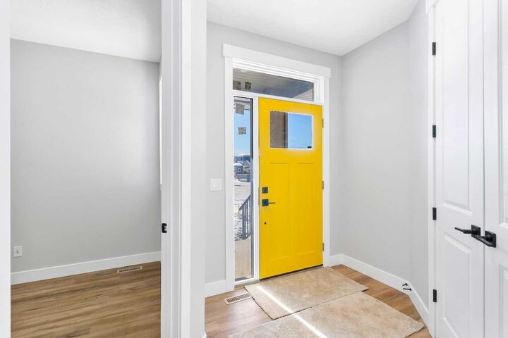 Property Photo: 139 Sundown Crescent AB T4C 1Y3