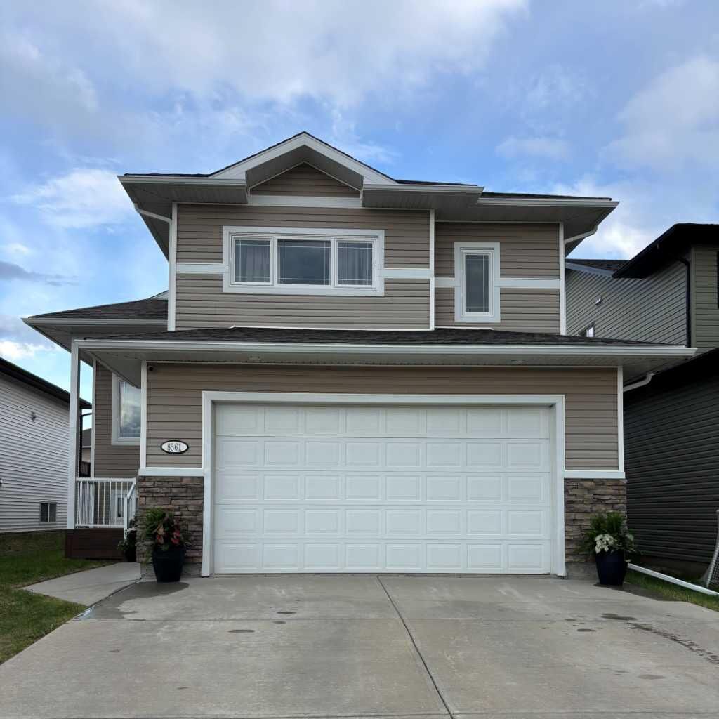 Property Photo: 8561 72 Avenue AB T8X 0N9