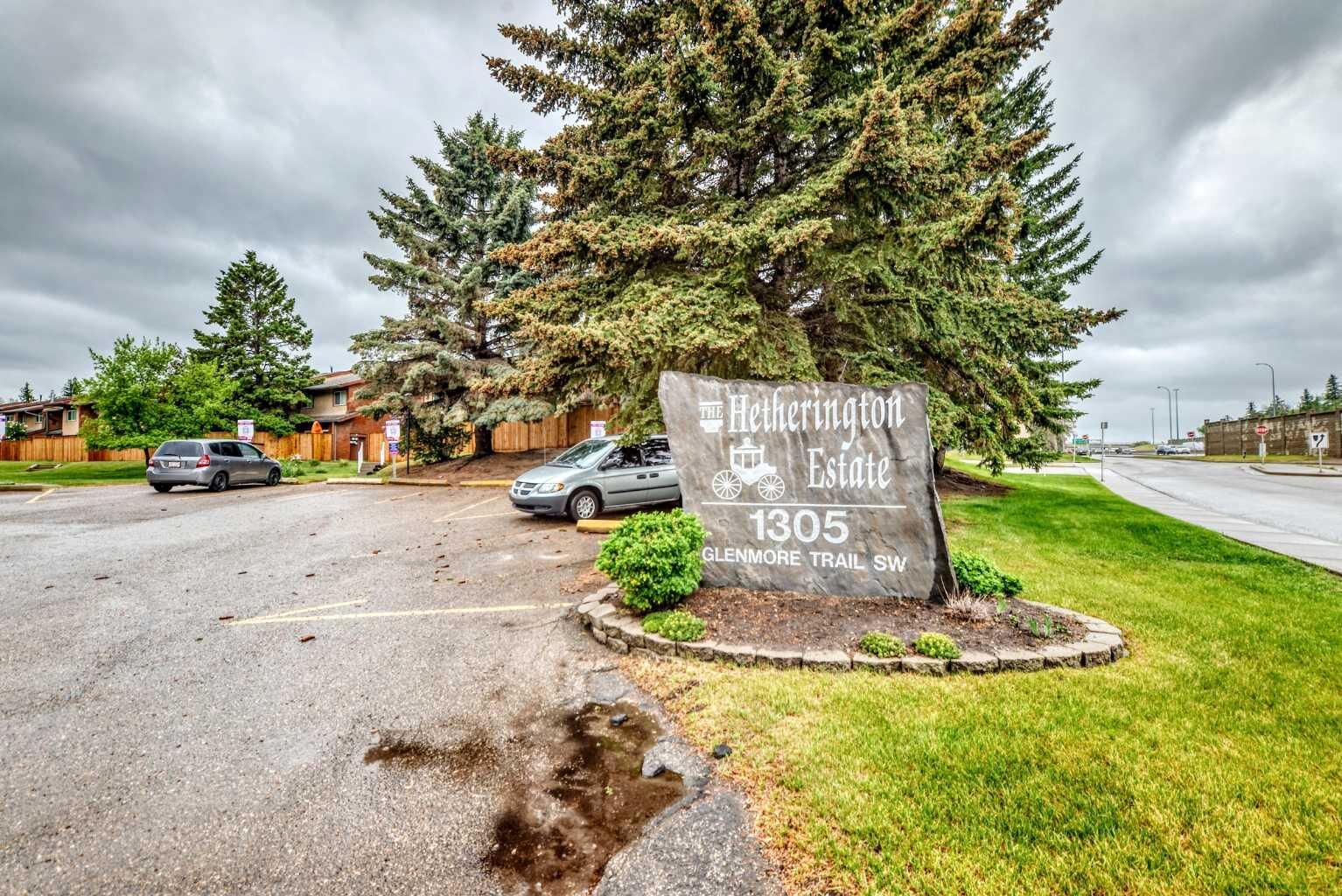 Property Photo:  1305 Glenmore Trail 444  AB T2V 4Y8 