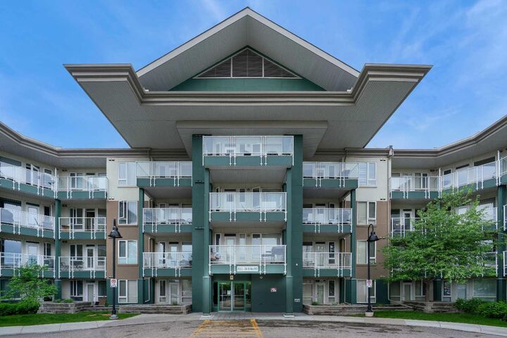 Property Photo: 3111 34 Avenue NW 231 AB T2N 4V8