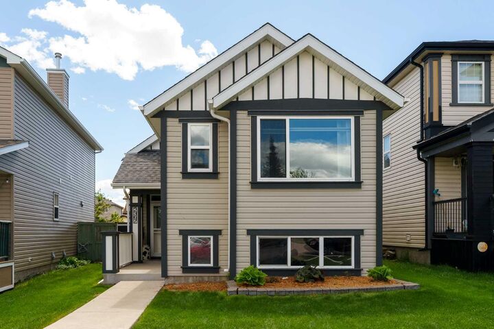 Property Photo:  2367 Sagewood Gate SW  AB T4B 3M7 